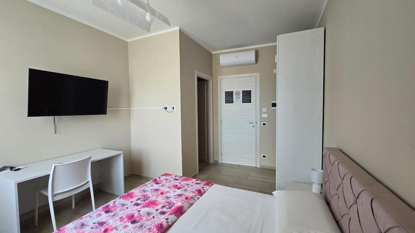 B&B Al Centro Сидерно-Марина Экстерьер фото